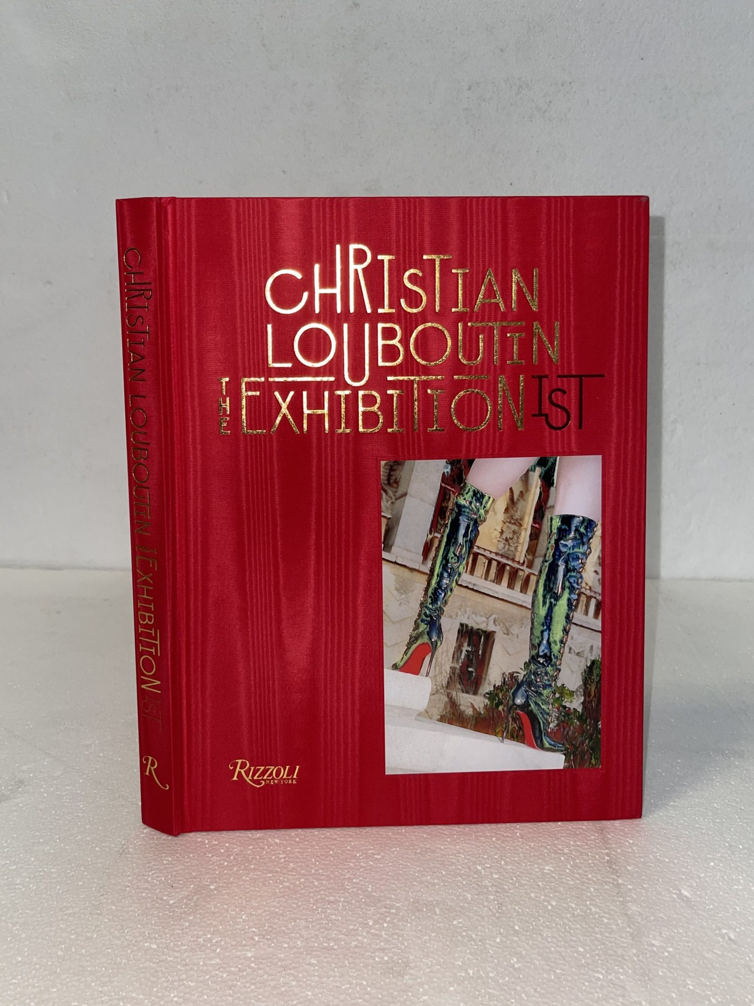 Christian Louboutin The Exhibitionist 9×12