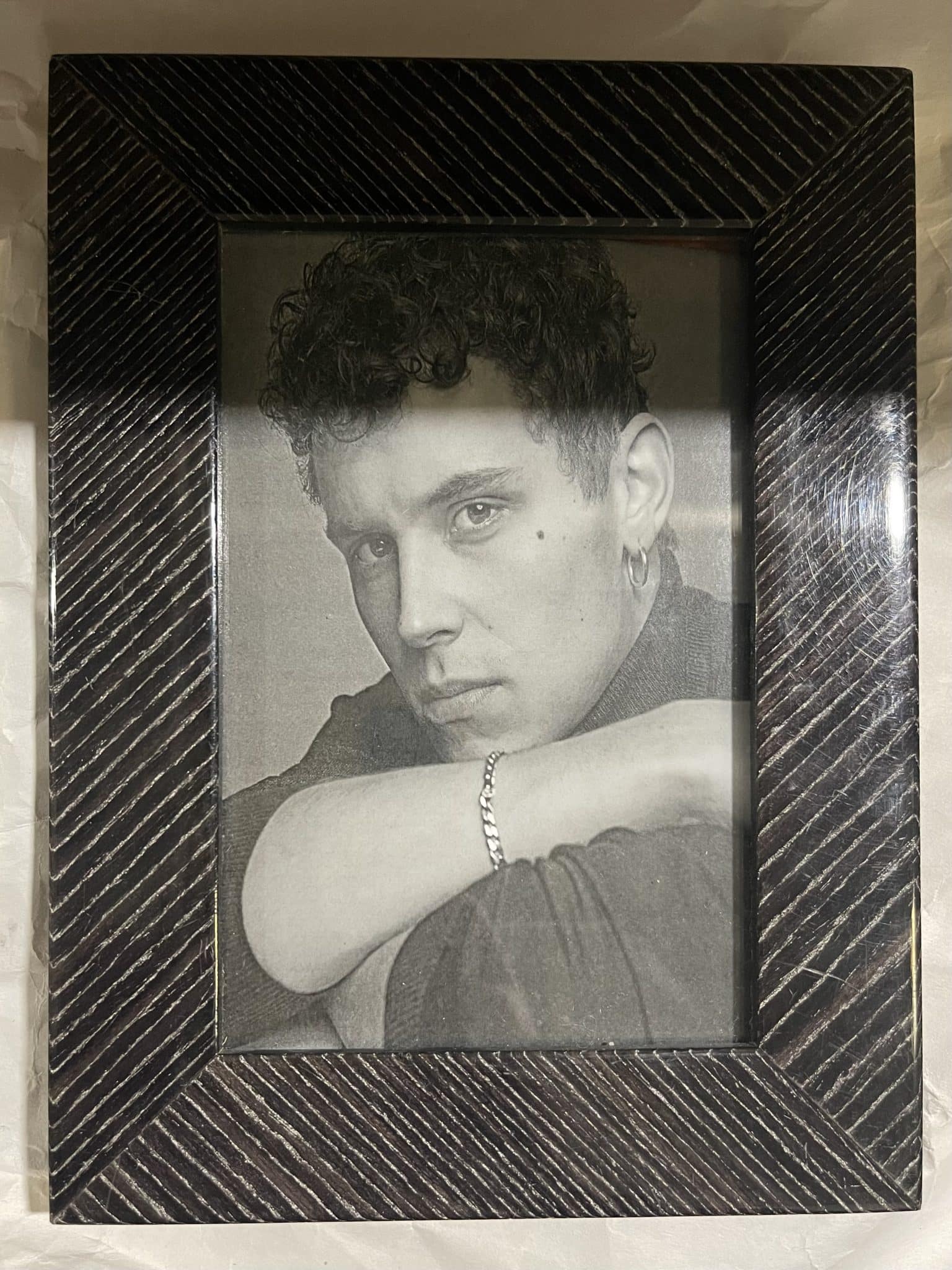 Black w/ Silver Stripes 4x6