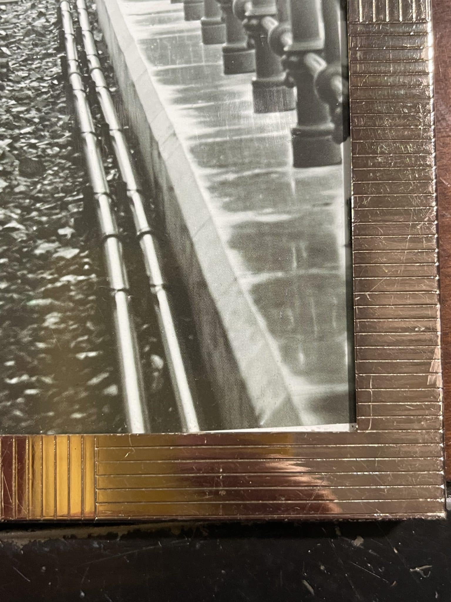 Gold Stripes Picture Frames 4x6 - Image 2